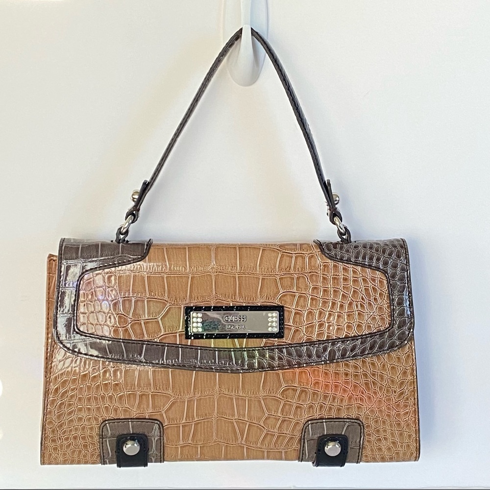 ⚜️Brand New Guess Bag w/out tags⚜️
